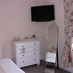 Park Dene Only 4*