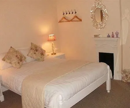 Park Dene Only Bed and breakfast